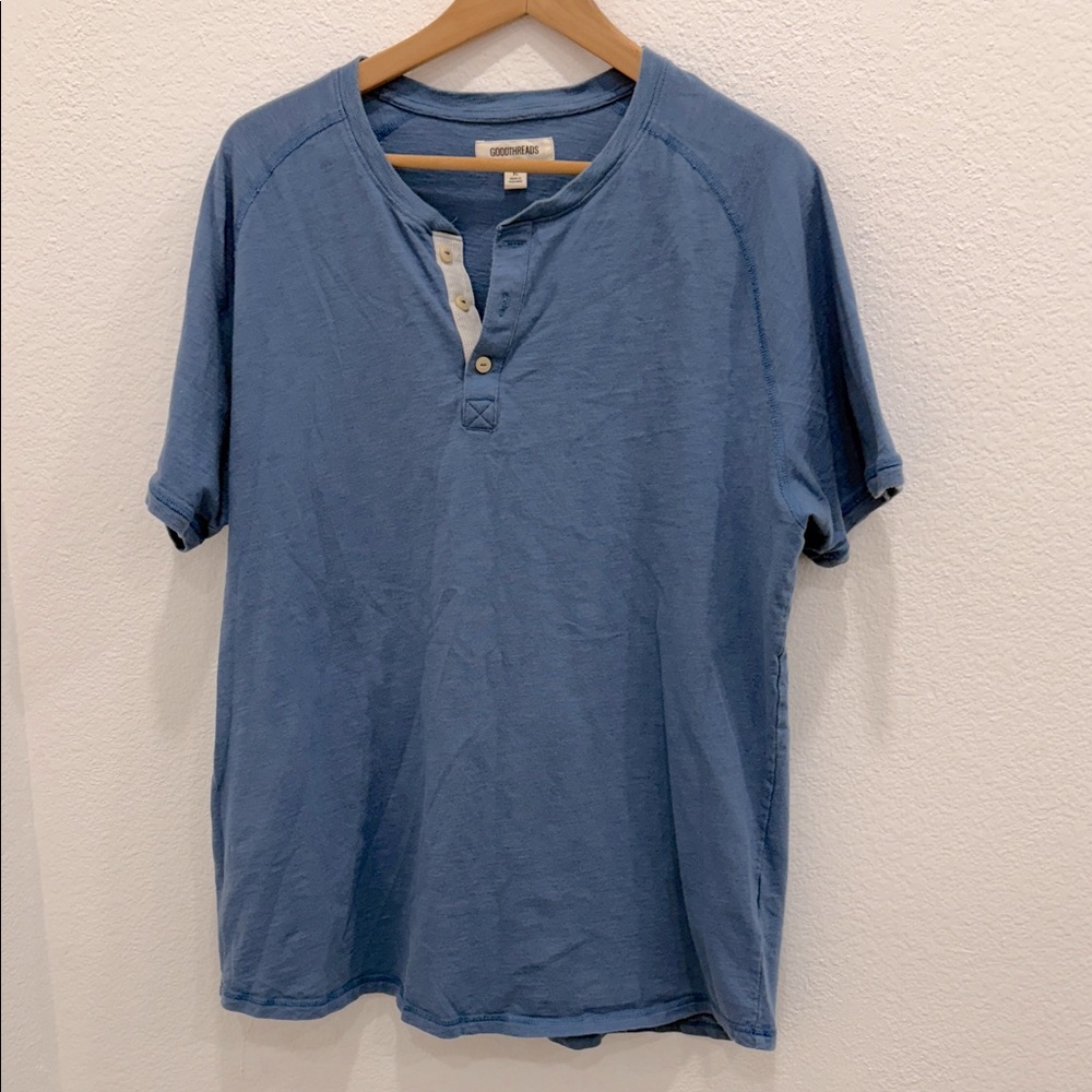Goodthreads Blue Short Sleeve Henley 3 button T-shirt XL